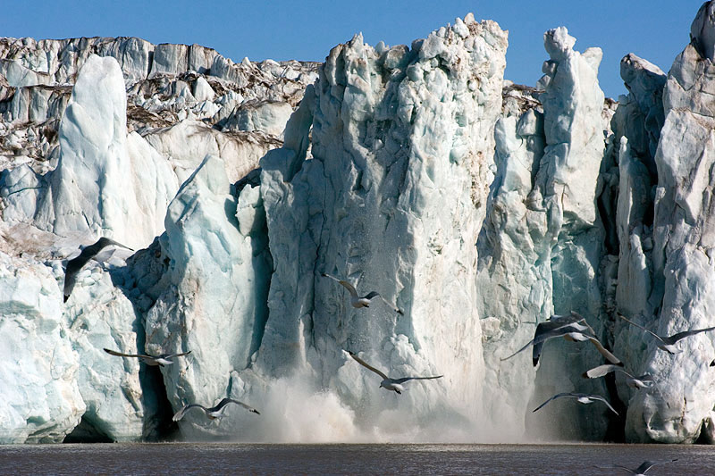 Kongsvegen and Kronebreen