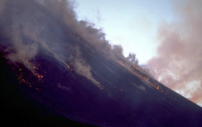 Giugno 2001: Cinque Parossismi Consecutivi del SEC