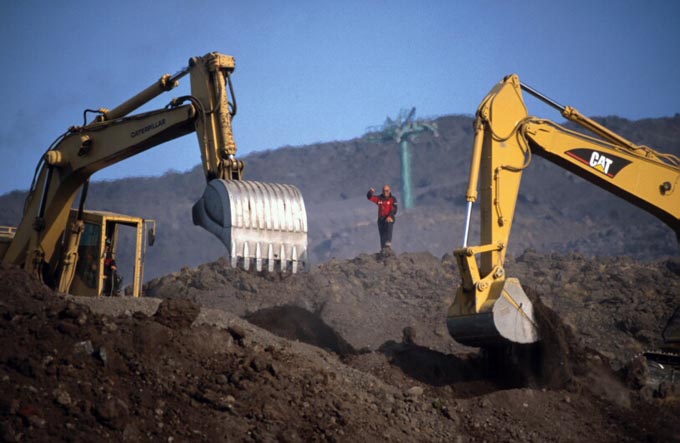 The lateral eruption and its effects on humans and buildings 26./27. July 2001 The lateral eruption and its effects on humans and buildings 26./27. July 2001