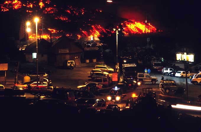 Die Flankeneruption und ihre Auswirkungen auf Menschen und Gebude 26./27. Juli 2001