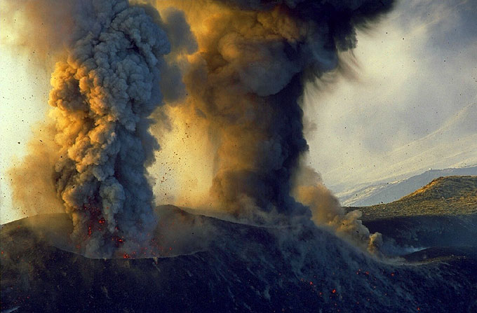 Flankeneruption 2002: Die Nordspalte