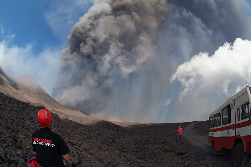 9 July 2011: Fifth Paroxysm of 2011 at South East Crater 9 July 2011: Fifth Paroxysm of 2011 at South East Crater