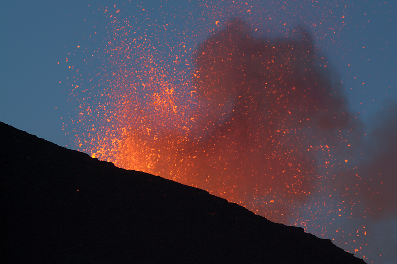 30 July 2011: Eigth Paroxysm of 2011 at South East Crater 30 July 2011: Eigth Paroxysm of 2011 at South East Crater