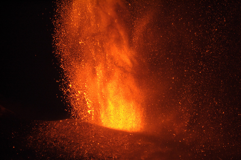 30 July 2011: Eigth Paroxysm of 2011 at South East Crater 30 July 2011: Eigth Paroxysm of 2011 at South East Crater