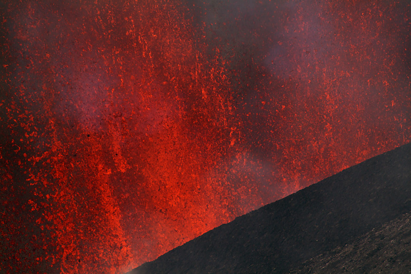 12 Aug 2011: Tenth Paroxysm of 2011 at South East Crater 12 Aug 2011: Tenth Paroxysm of 2011 at South East Crater