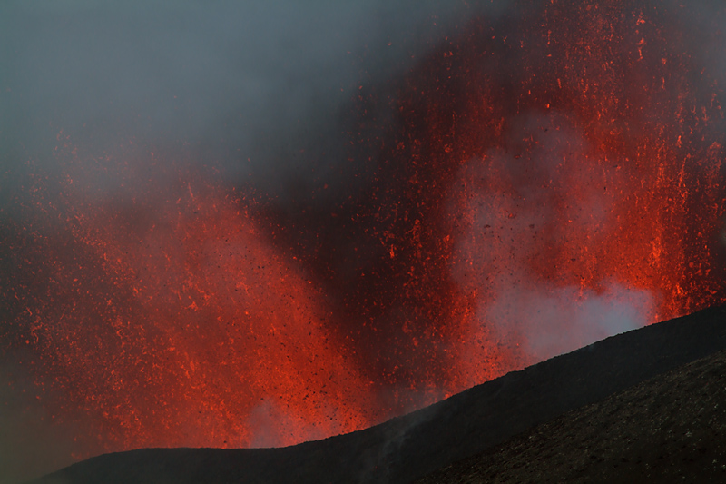 12 Aug 2011: Tenth Paroxysm of 2011 at South East Crater 12 Aug 2011: Tenth Paroxysm of 2011 at South East Crater