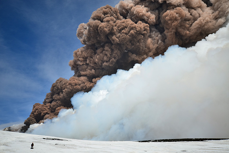 Etna: Paroxysm of 28 February 2013 Etna: Paroxysm of 28 February 2013
