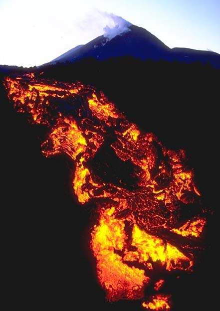 Il flusso di lava sotto il Cono di Sud Est, 4-9 Aprile 1999