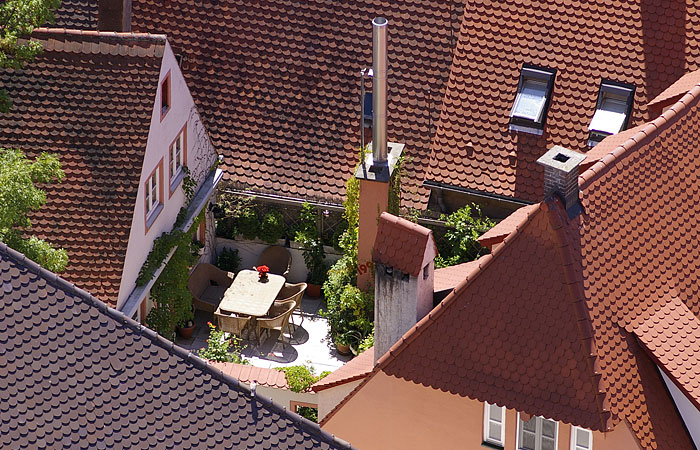 Ausblick auf Nördlingen und den Metoritenkrater vom Kirchtum 'Daniel' Ausblick auf Nördlingen und den Metoritenkrater vom Kirchtum 'Daniel'