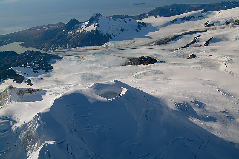 Douglas und Fourpeaked Volcano