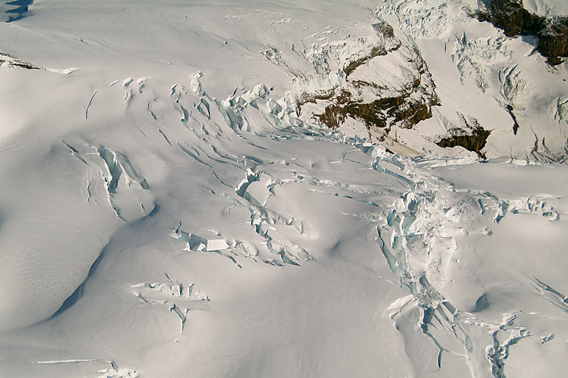 Douglas und Fourpeaked Volcano