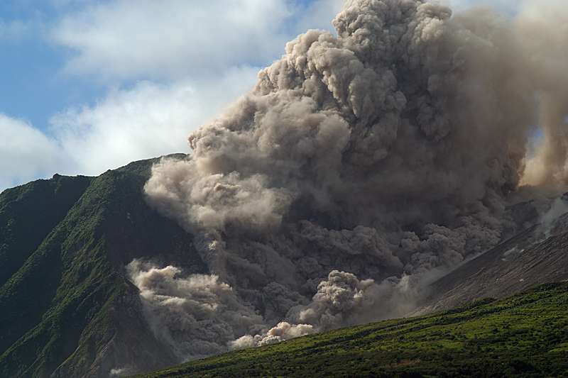 Pyroclastic flows in Tar River Valley (27 - 29 Jan 2010)