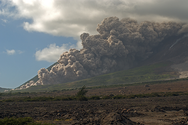 Pyroclastic flows in Tar River Valley (27 - 29 Jan 2010)