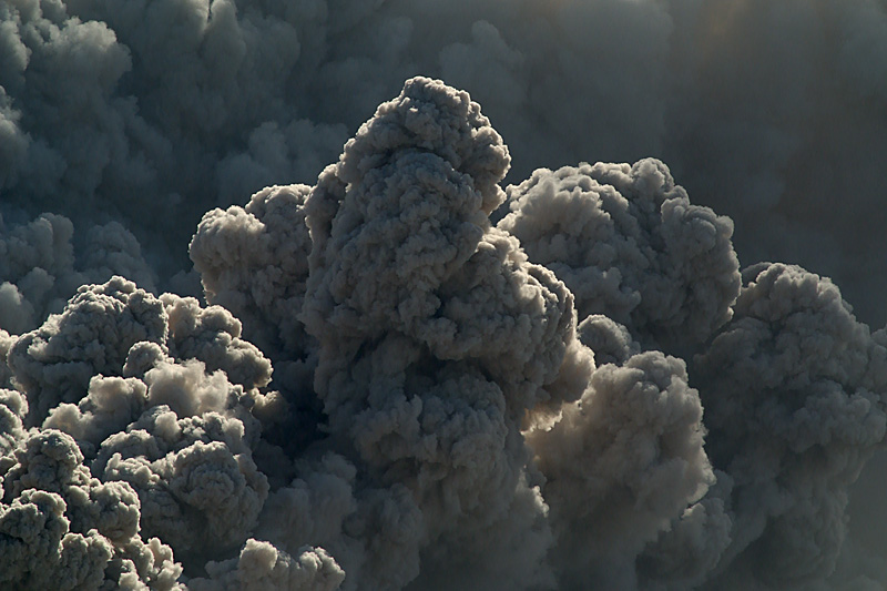 Pyroclastic flows in Whites Ghaut in daylight (28 - 31 Jan 2010)