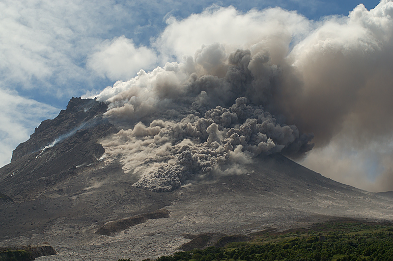 Pyroclastic flows in Whites Ghaut in daylight (28 - 31 Jan 2010)