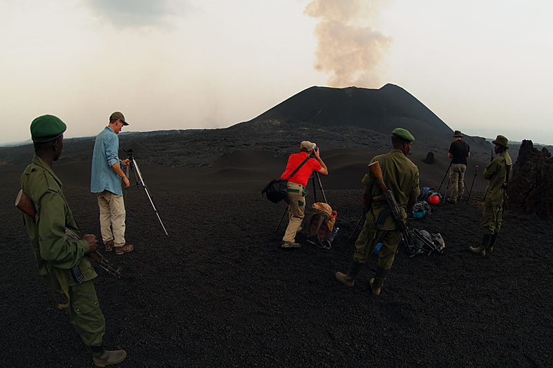 22-25 January 2012: Activity in Kimanura Crater