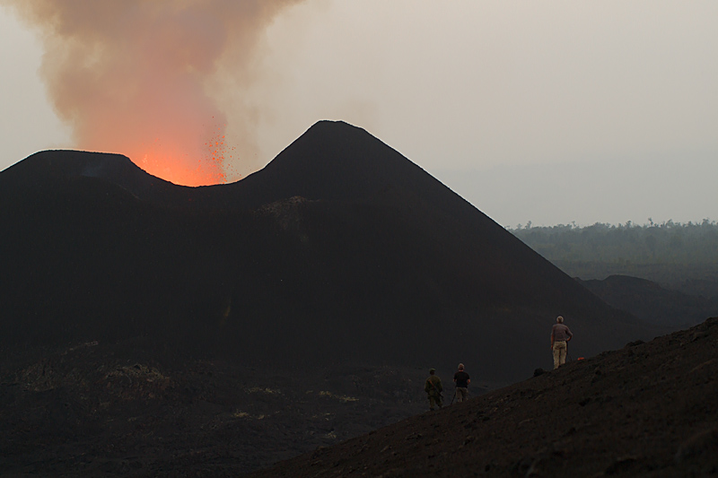 22-25 January 2012: Activity in Kimanura Crater