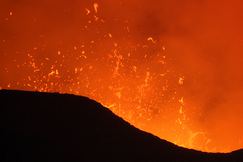 22-25 January 2012: Activity in Kimanura Crater