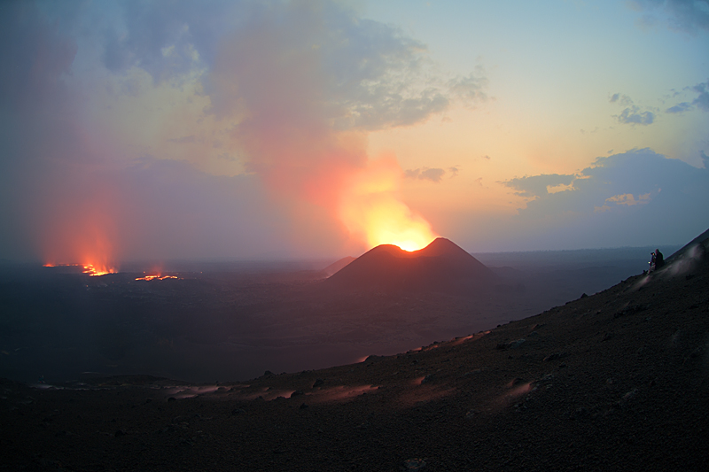 22-25 January 2012: Activity in Kimanura Crater