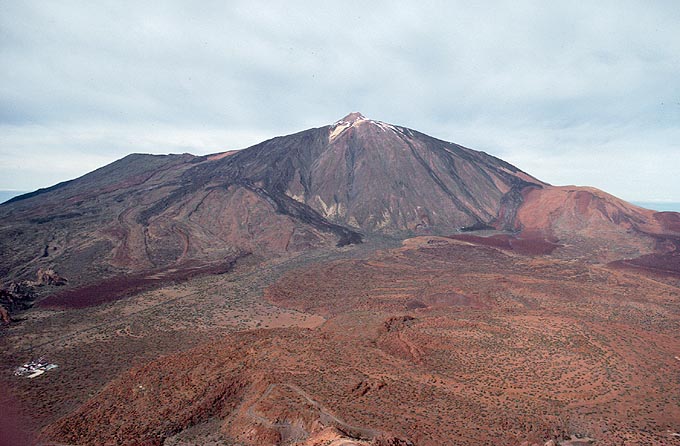 Pico de Teide and the Caadas in spring and summer