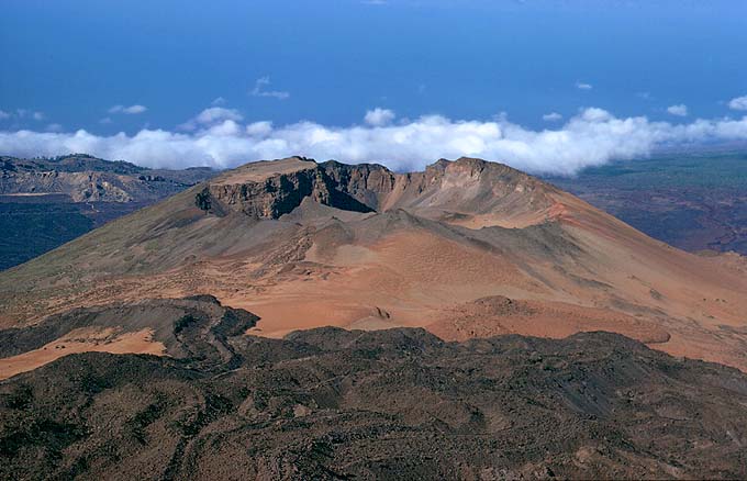 Pico de Teide and the Caadas in spring and summer