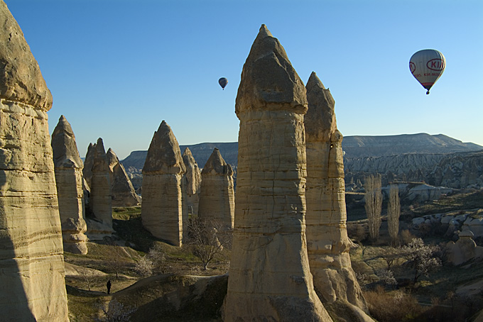 'Feenkamine' bei Goreme und Zelve