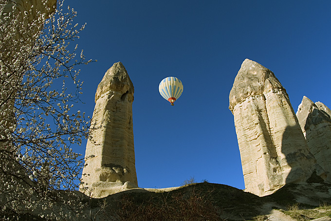 'Feenkamine' bei Goreme und Zelve