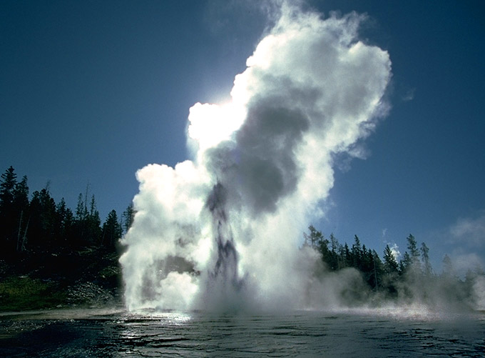 Geyser eruptions: Photos