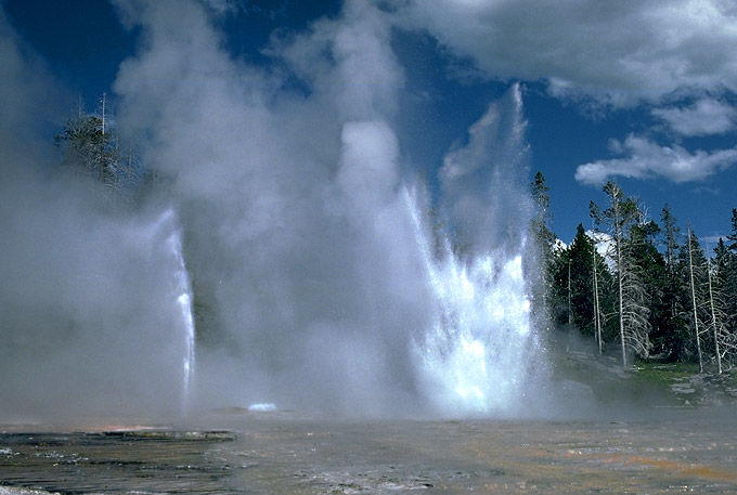 Geyser eruptions: Photos