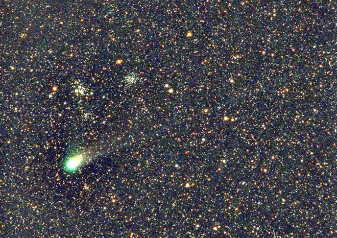 Una Cometa e molti Ammassi Stellari  Maggio 2004